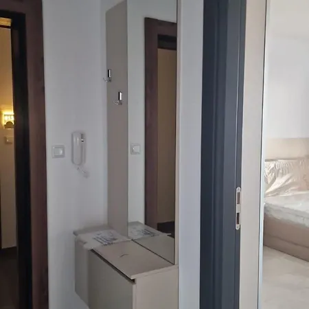 아파트 Neues Luxus-apartment Mit Meerblick Und Balkon *