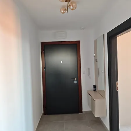 Apartman Panoramic Sea View - Balcony - Close To & Center - Free Parking *