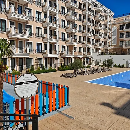 Panoramic Sea View - Balcony - Close To & Center - Free Parking Apartman