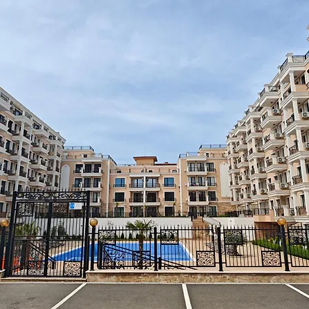 Panoramic Sea View - Balcony - Close To & Center - Free Parking